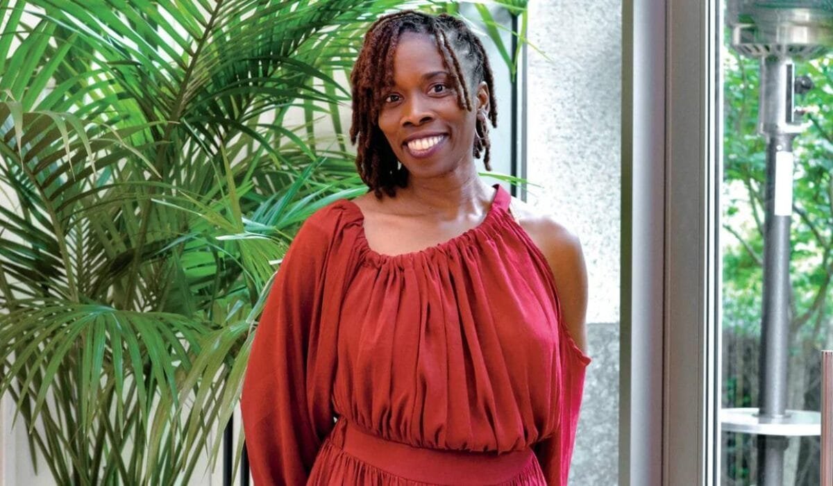 Dr. Thema Bryant Image 2